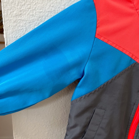 CAT & JACK Baby orange, bright blue & charcoal blue windbreaker rain jacket 12M - Picture 5 of 9